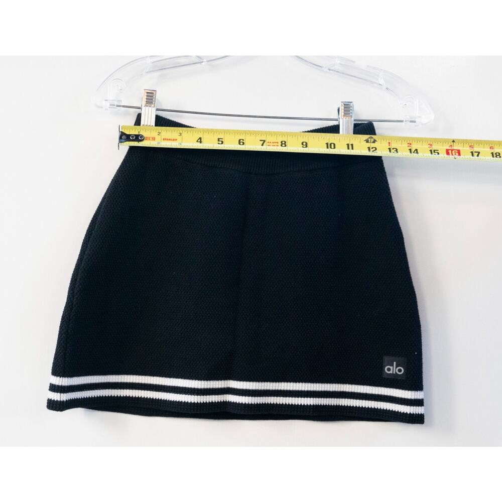 ALO Yoga Tennis Club Sweater Knit Skirt Skort in Black/Ivory Size XXS - Picture 3 of 7
